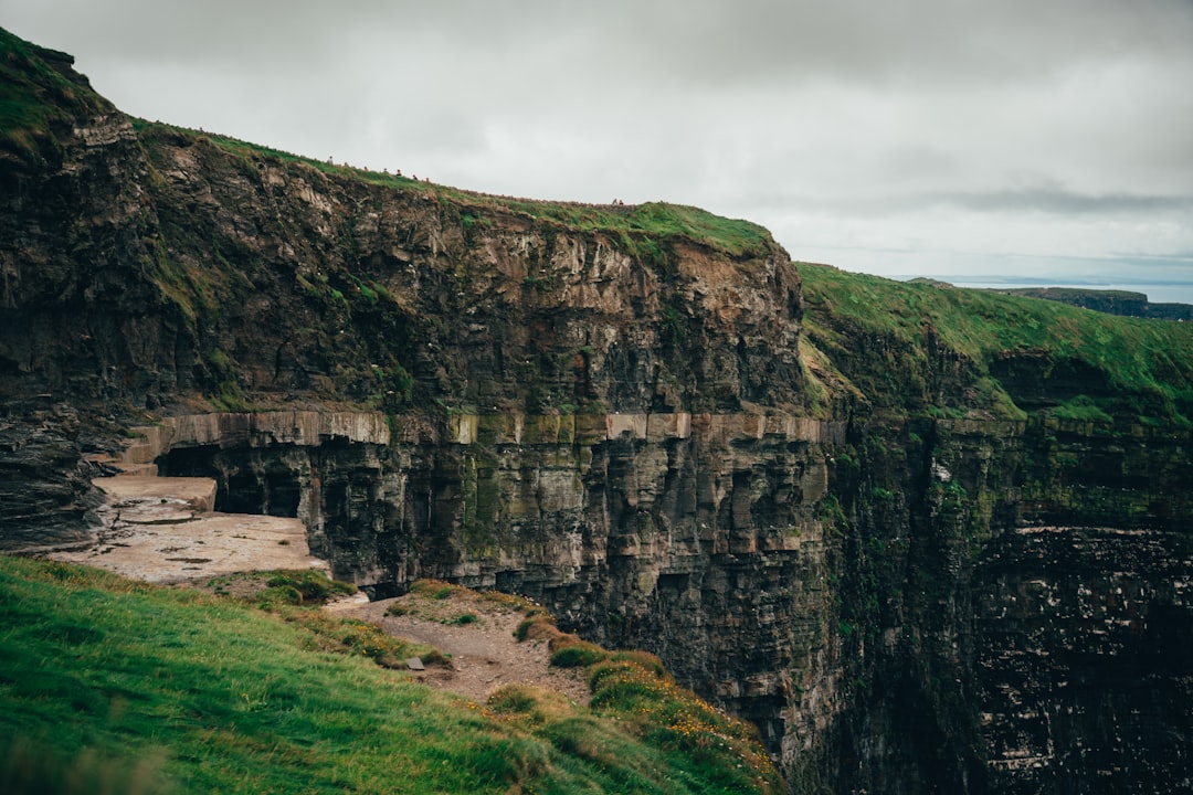 Ireland Practical Guide: Getting Around, When to Go & What to Budget
