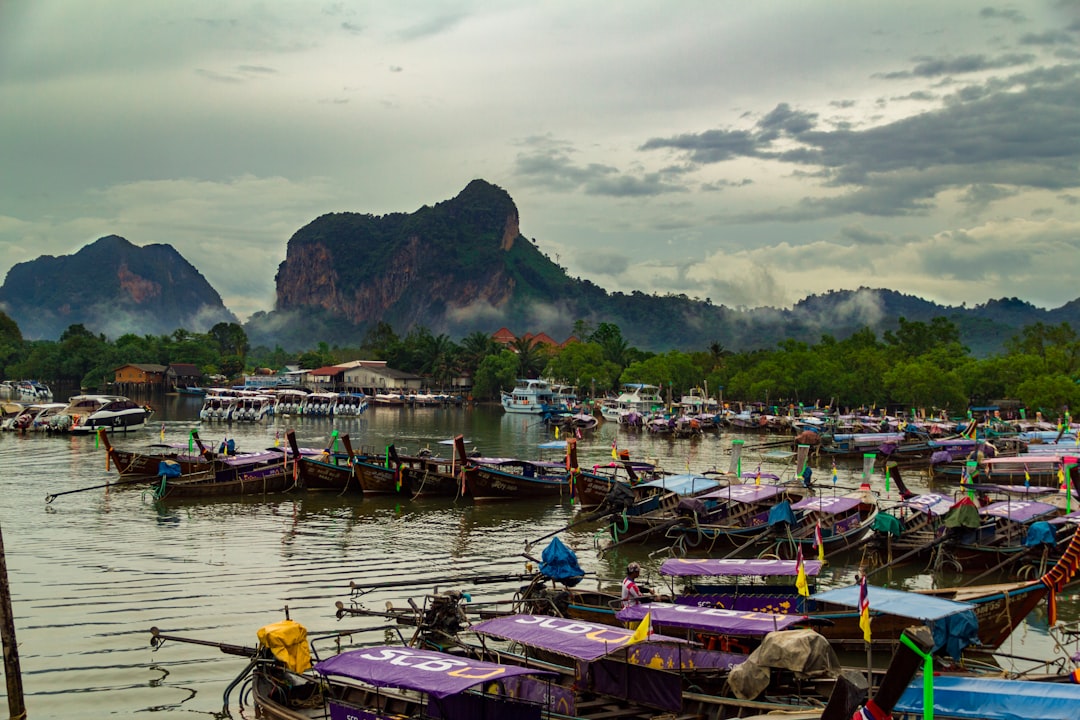 Chiang Mai Temple Guide: Lanna Buddhism & Sacred Architecture